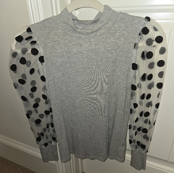 To My Lovers Tops - NWOT To My Lovers GRAY POLKA DOT BLOUSE SIZE SMALL